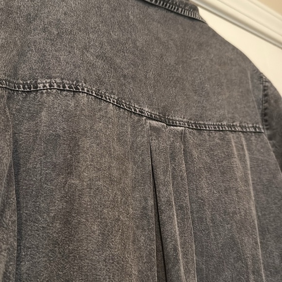Washed Grey Button Up - Picture 4 of 4